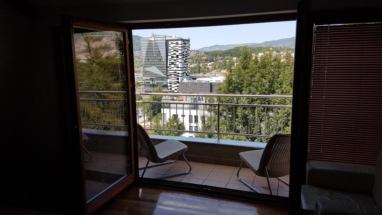 Beautiful View Of Sarajevo Center Apartment Exterior photo