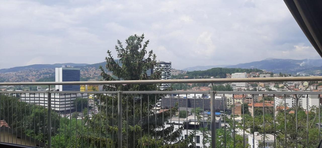 Beautiful View Of Sarajevo Center Apartment Exterior photo