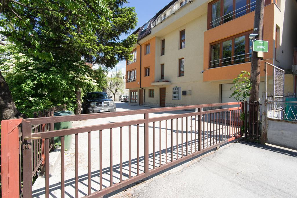 Beautiful View Of Sarajevo Center Apartment Exterior photo